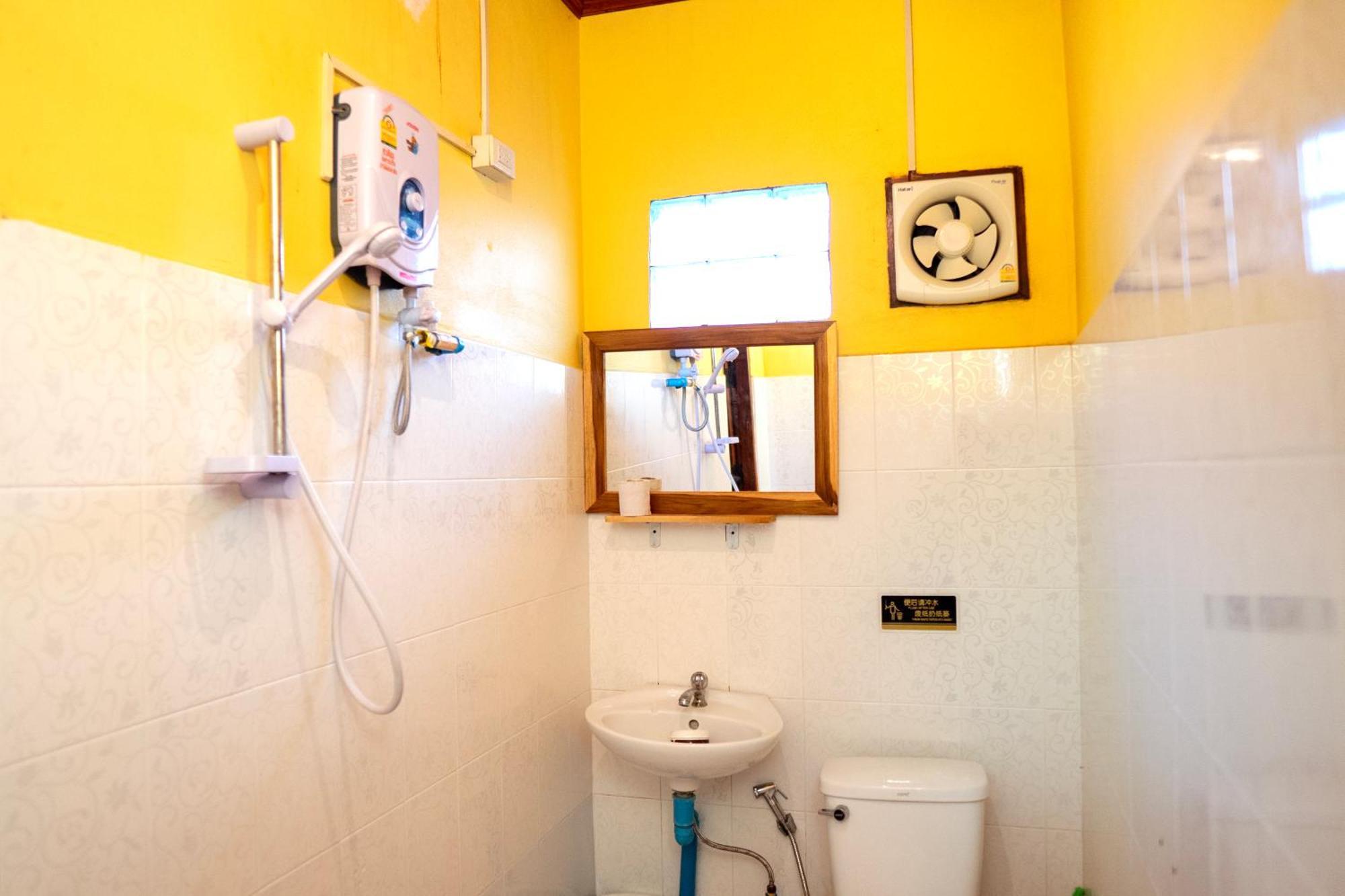 La Casa Nostra Hostel Luang Prabang Luaran gambar