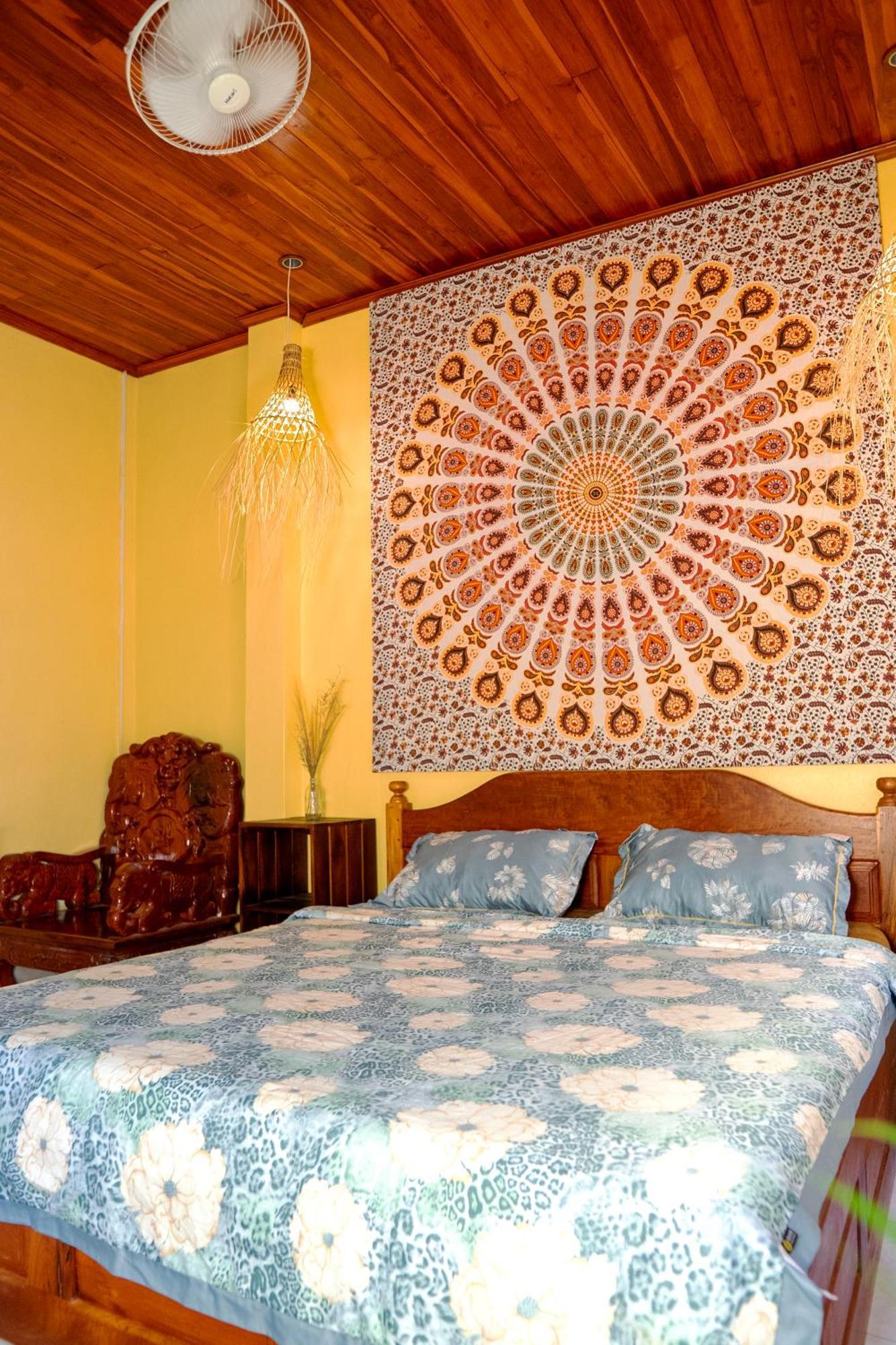 La Casa Nostra Hostel Luang Prabang Luaran gambar