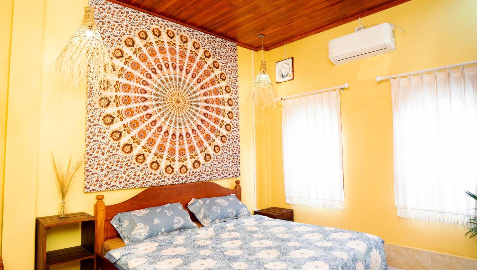 La Casa Nostra Hostel Luang Prabang Luaran gambar
