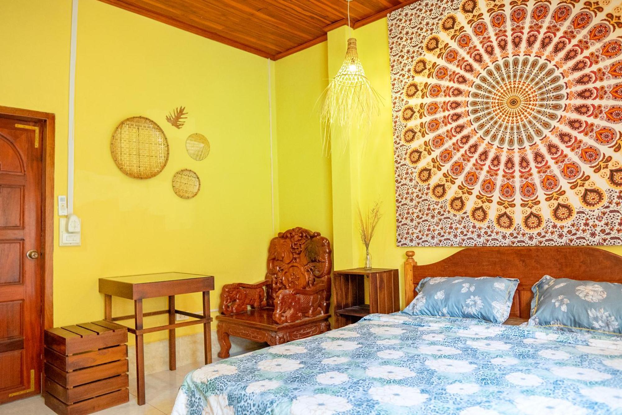 La Casa Nostra Hostel Luang Prabang Luaran gambar