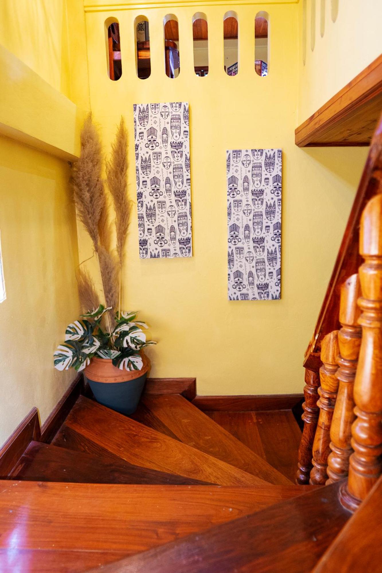 La Casa Nostra Hostel Luang Prabang Luaran gambar